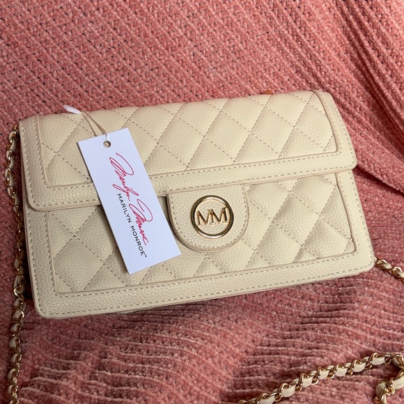 Marilyn Monroe crossbody - Picture 2 of 7